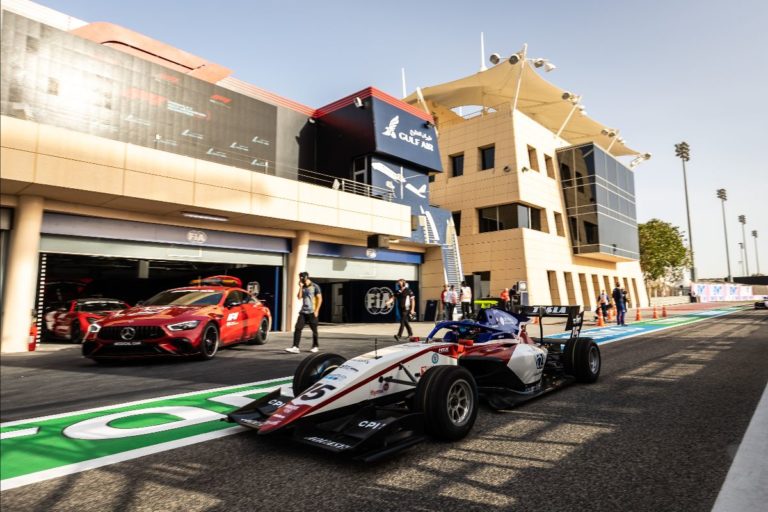 Tough start for Charouz Racing System in Bahrain for Round 1 of the 2022 FIA Formula 3 season.